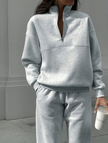 Women's Sporty Full-Zip Sweatshirt and Pants Set
