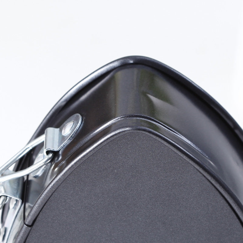 The heart-shaped pan  non stick baking cake mold bottom pan cake