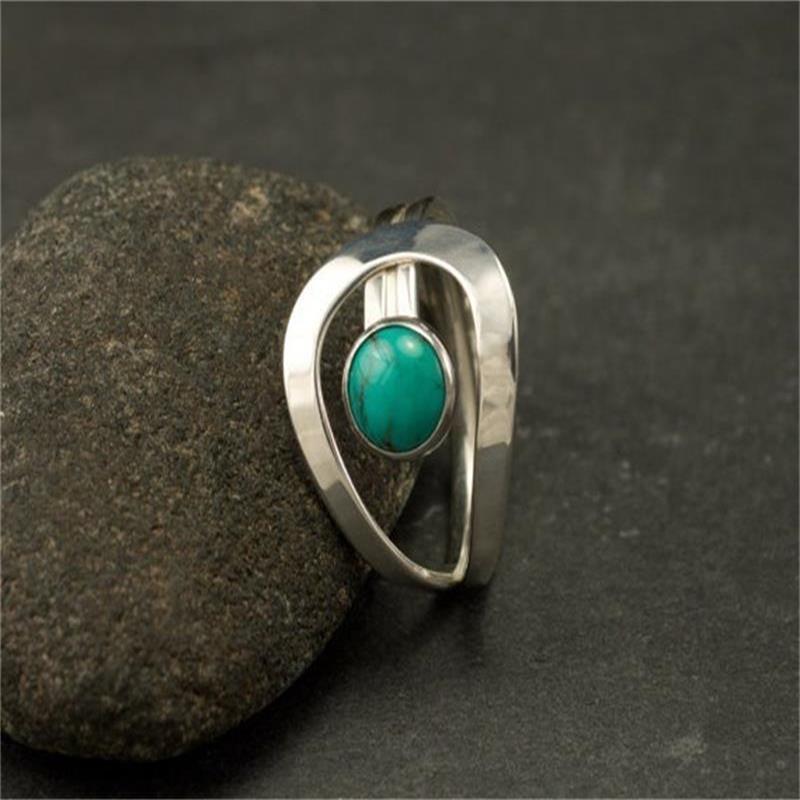Fashion gem ring