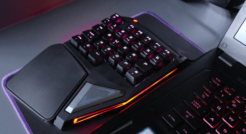 T9 Plus Single-Handed Mechanical Gaming Keyboard – 29 Keys, RGB Backlit