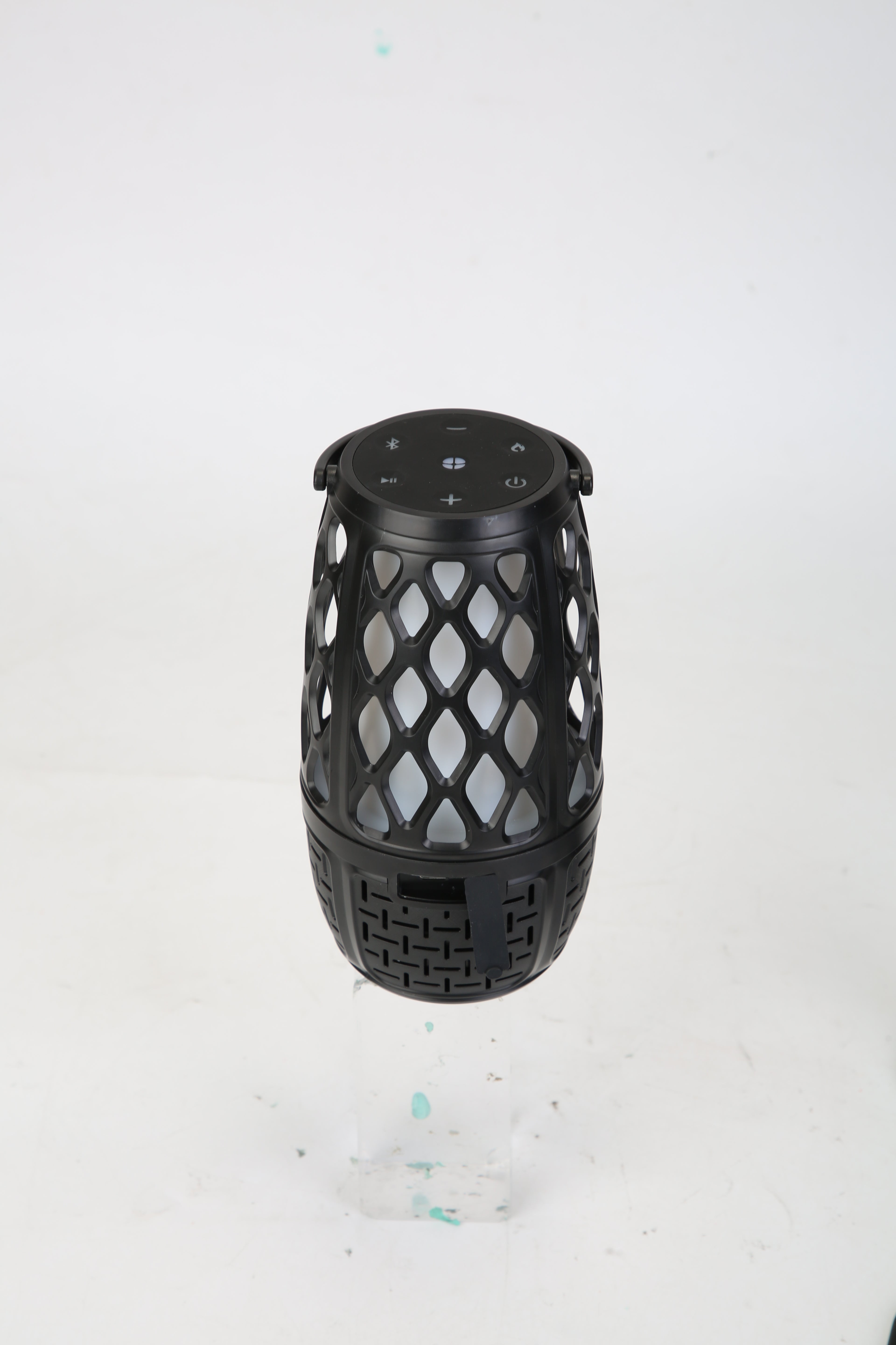 4-in-1 Wireless Bluetooth 5.3 Outdoor LED Flame Speaker – IPX5 Waterproof, Patio & Garden Speaker with 3 Flame Light Modes, Hook, Stake & Wall Mount, Sync Up to 100 Speakers